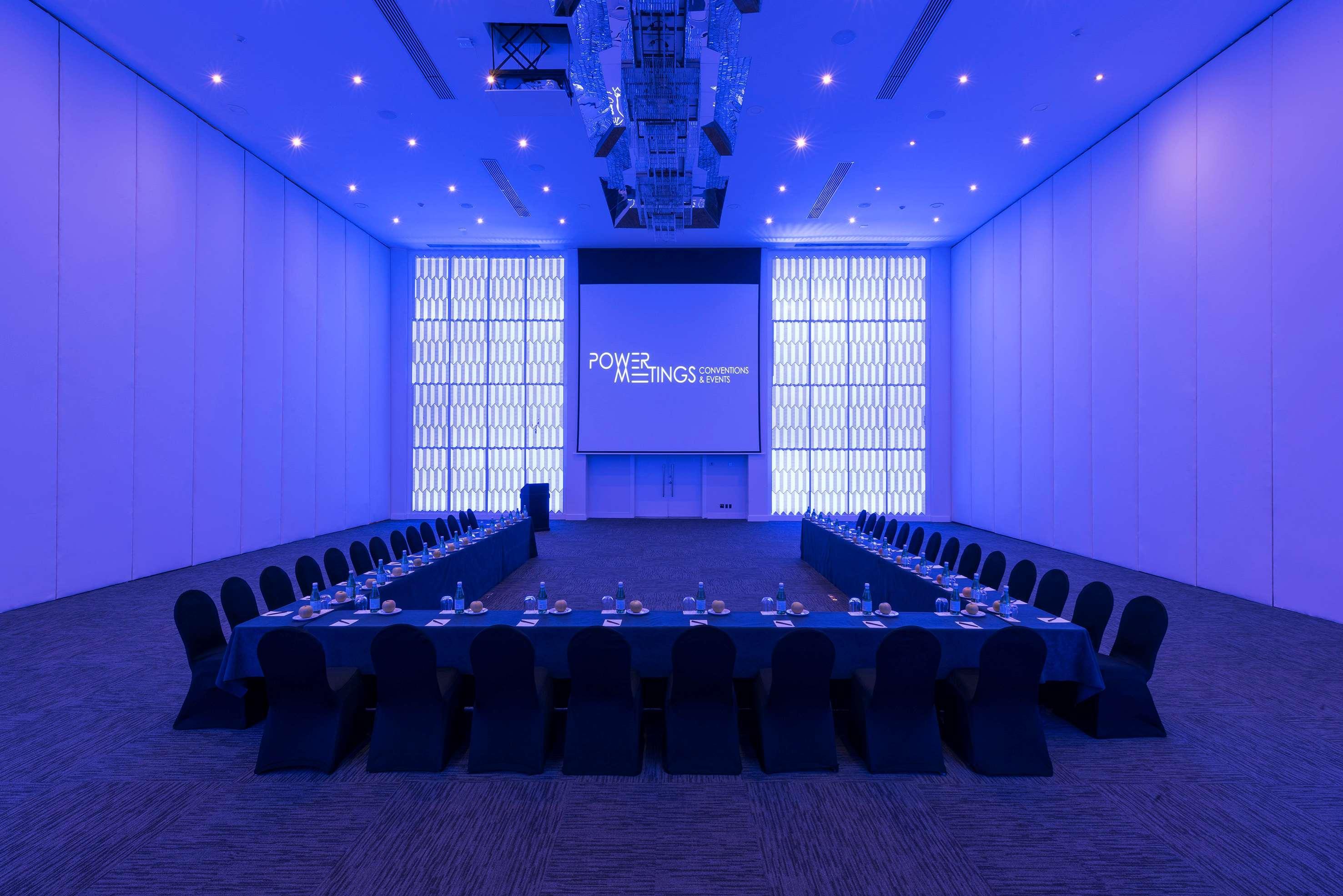 Melia Caribe Beach Resort Punta Cana Exterior foto The Powerhouse